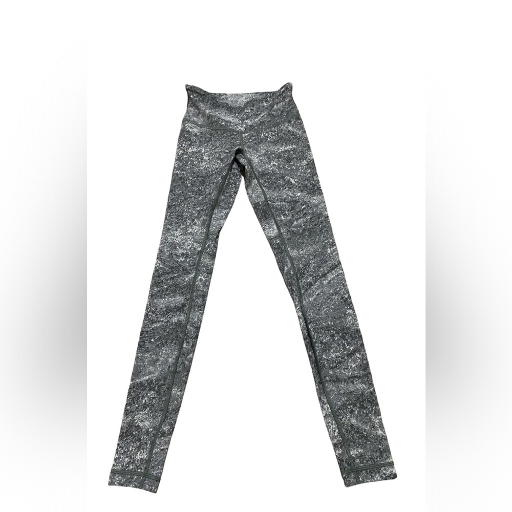 Lululemon Leggings Women Size 2 in EUC